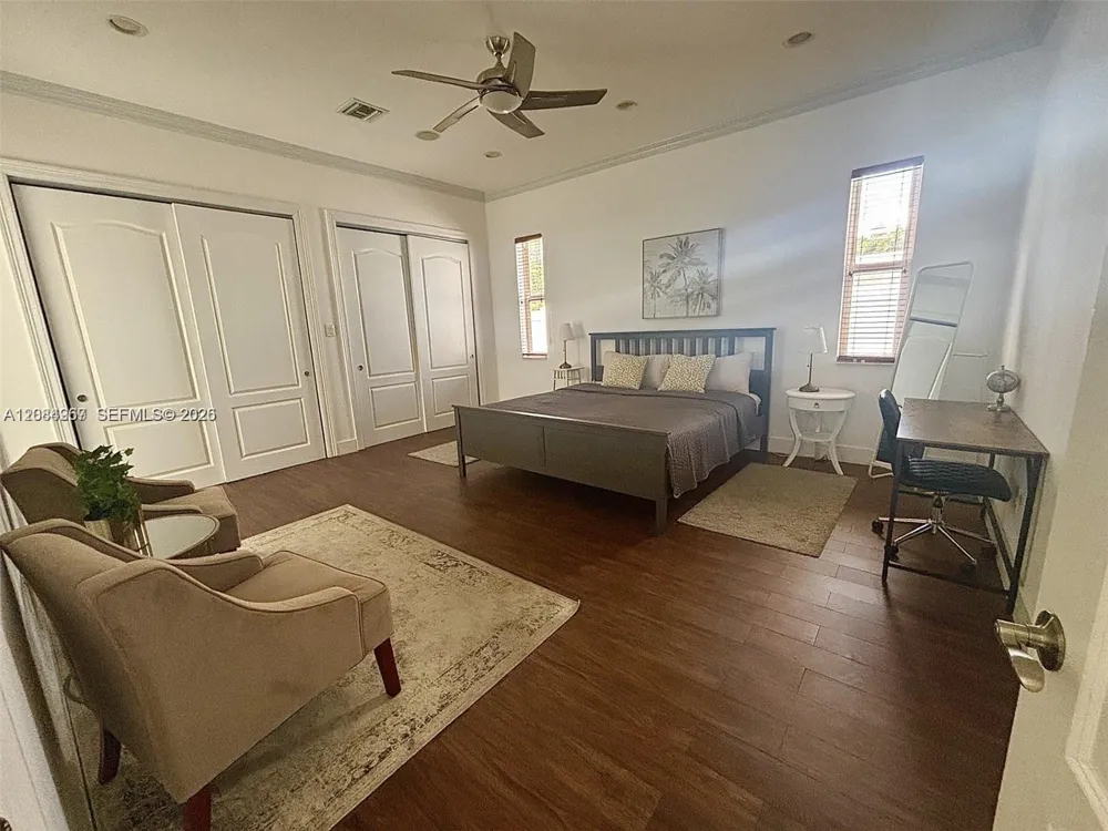 1116 13th Ct Hollywood, FL 33019