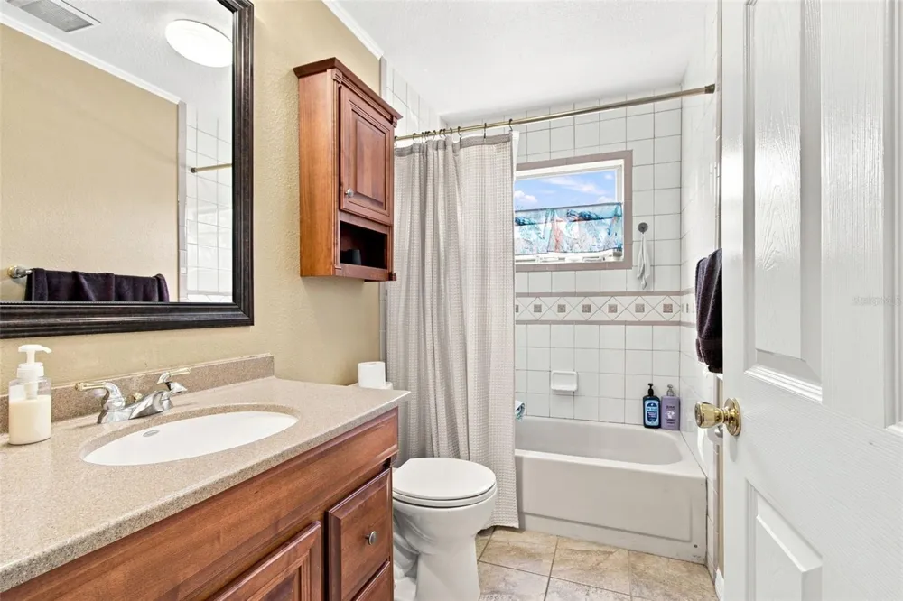 5 VENETIAN COURT Tarpon Springs, FL 34689