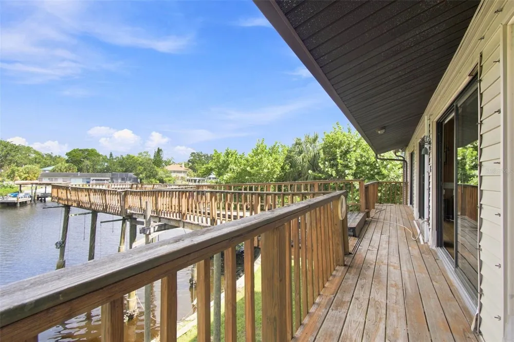 5 VENETIAN COURT Tarpon Springs, FL 34689