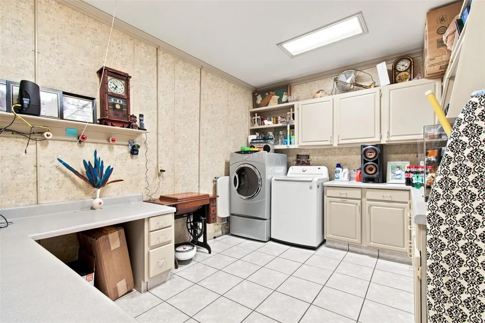 5 VENETIAN COURT Tarpon Springs, FL 34689