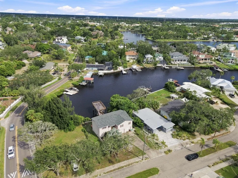 5 VENETIAN COURT Tarpon Springs, FL 34689