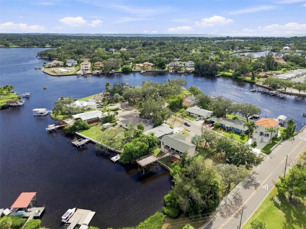 5 VENETIAN COURT Tarpon Springs, FL 34689