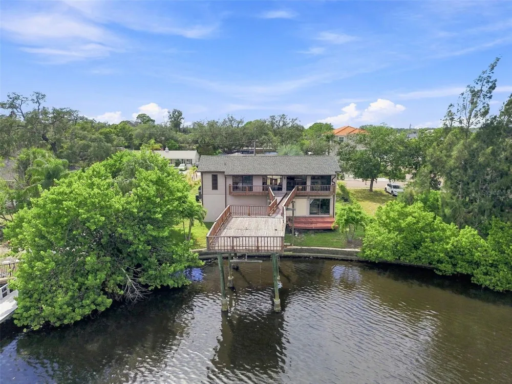 5 VENETIAN COURT Tarpon Springs, FL 34689