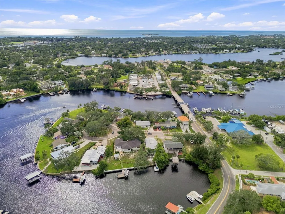 5 VENETIAN COURT Tarpon Springs, FL 34689