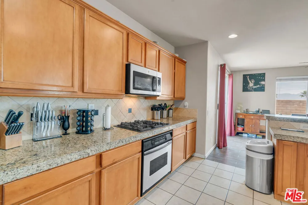 83725 Lumley Avenue Indio, CA 92203