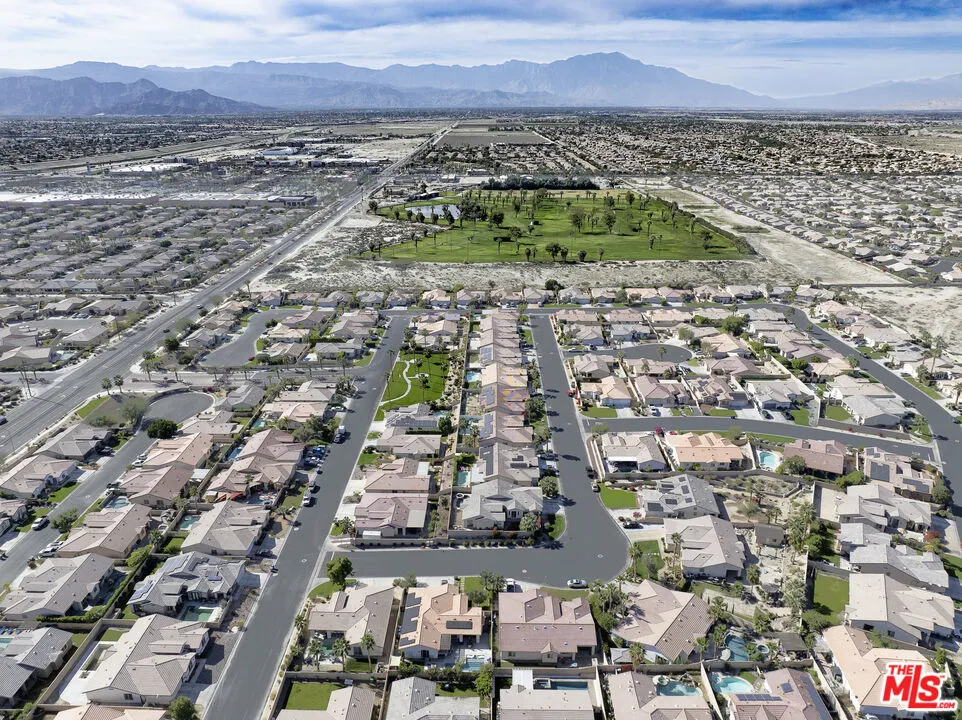 83725 Lumley Avenue Indio, CA 92203