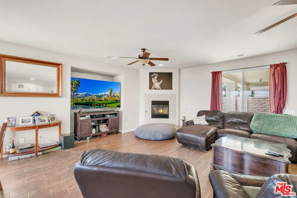 83725 Lumley Avenue Indio, CA 92203