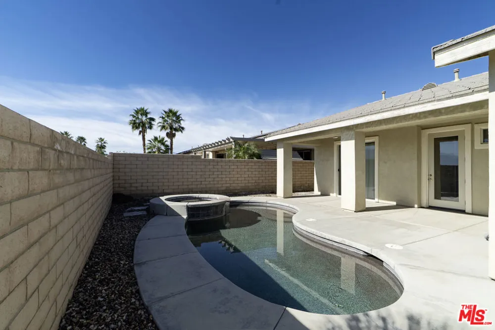 83725 Lumley Avenue Indio, CA 92203