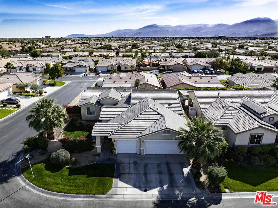 83725 Lumley Avenue Indio, CA 92203