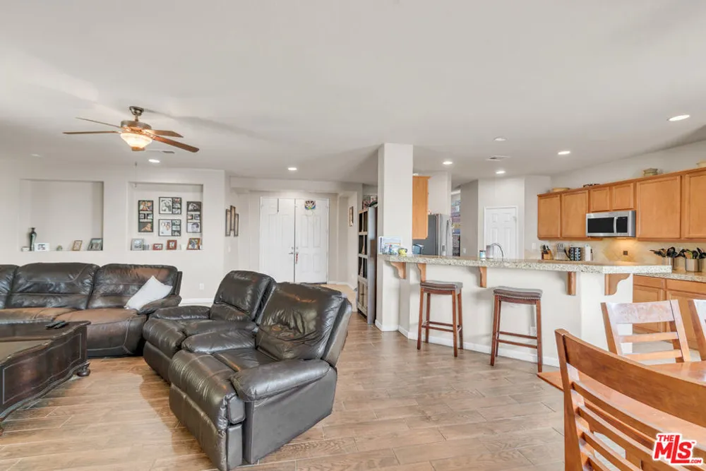 83725 Lumley Avenue Indio, CA 92203