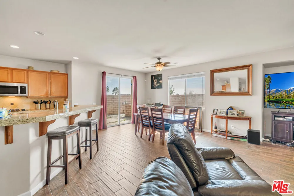 83725 Lumley Avenue Indio, CA 92203