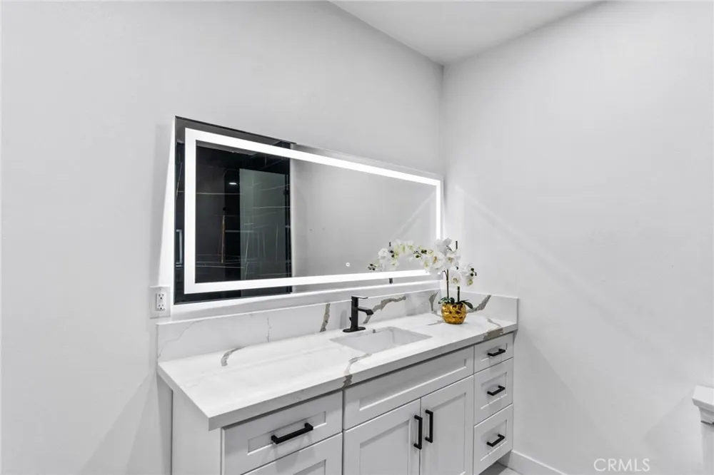 1271 Brittany Cross North Tustin, CA 92705