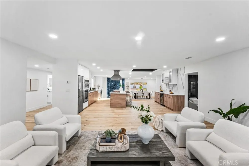 1271 Brittany Cross North Tustin, CA 92705