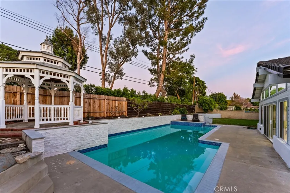 1271 Brittany Cross North Tustin, CA 92705