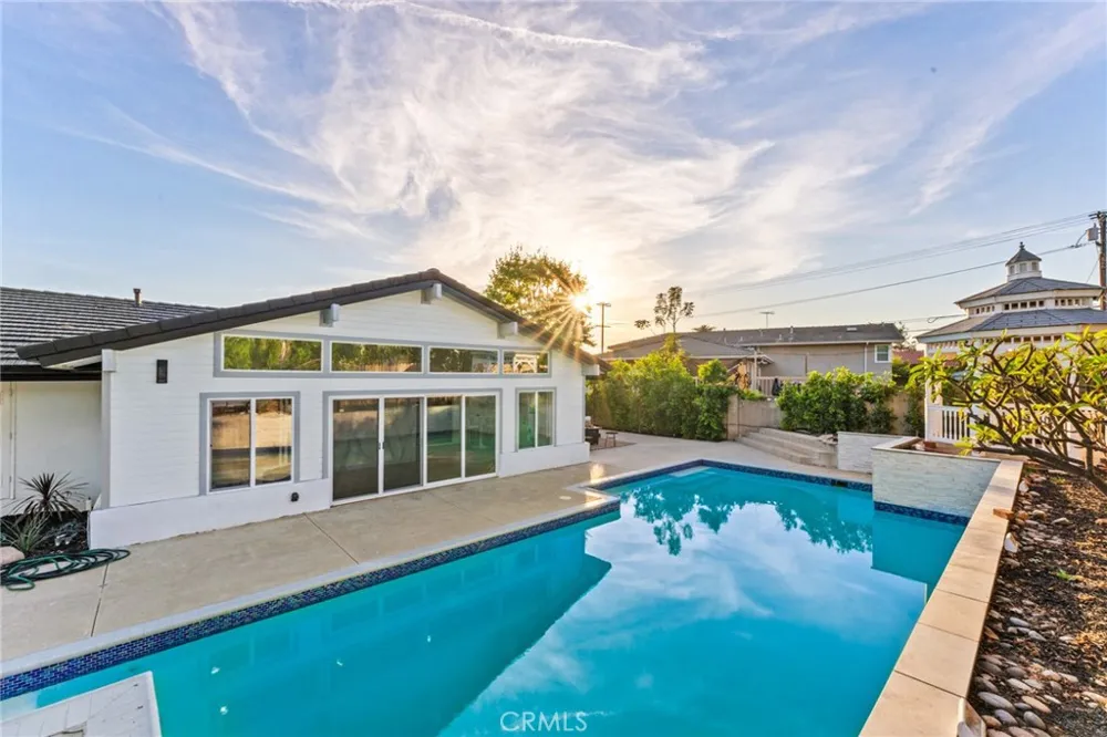 1271 Brittany Cross North Tustin, CA 92705