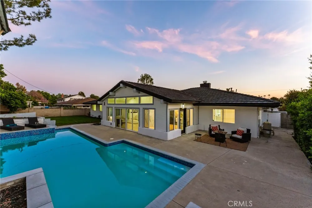 1271 Brittany Cross North Tustin, CA 92705