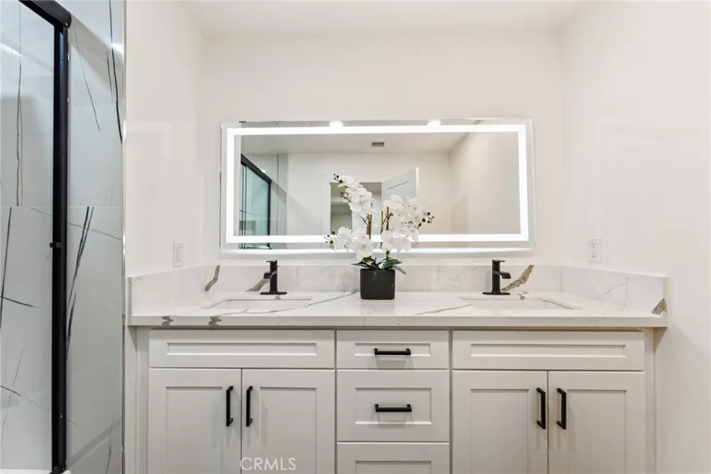 1271 Brittany Cross North Tustin, CA 92705