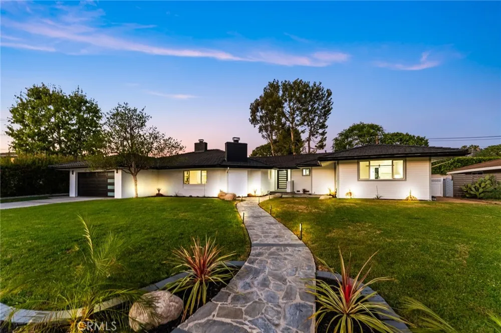1271 Brittany Cross North Tustin, CA 92705