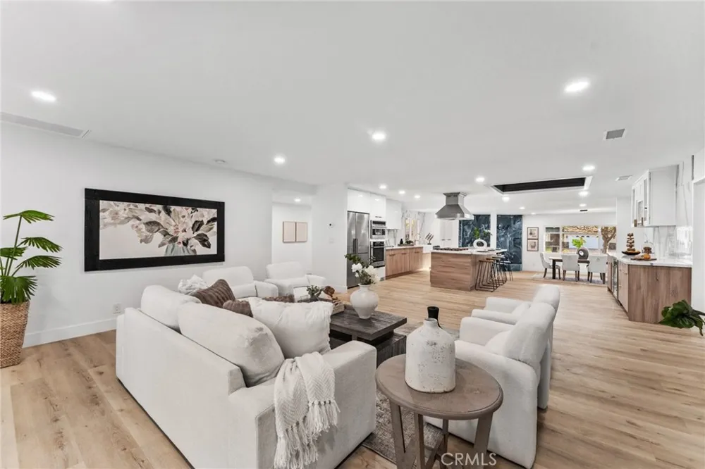 1271 Brittany Cross North Tustin, CA 92705
