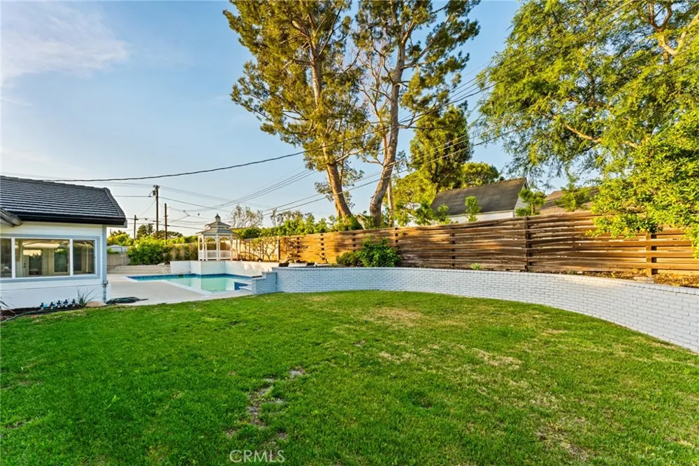 1271 Brittany Cross North Tustin, CA 92705