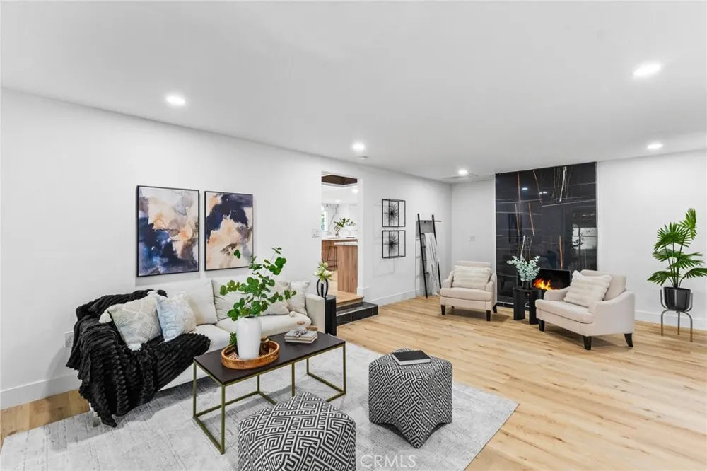 1271 Brittany Cross North Tustin, CA 92705