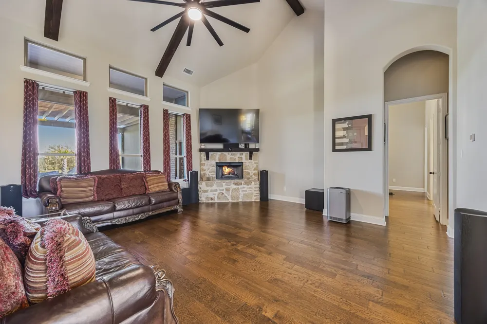721 Kensington Drive McLendon Chisholm, TX 75032