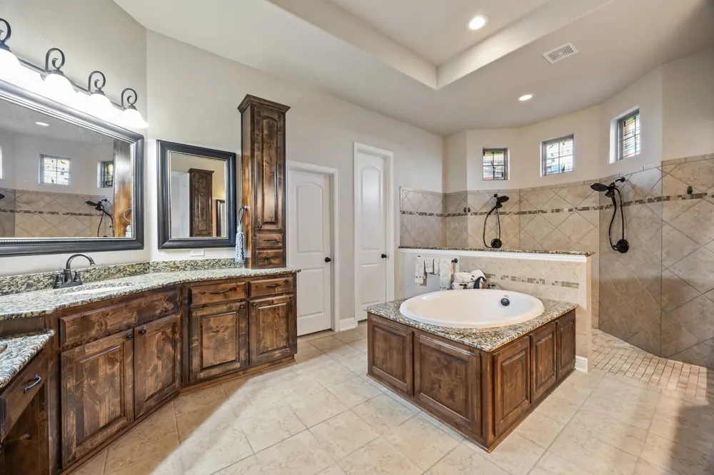 721 Kensington Drive McLendon Chisholm, TX 75032