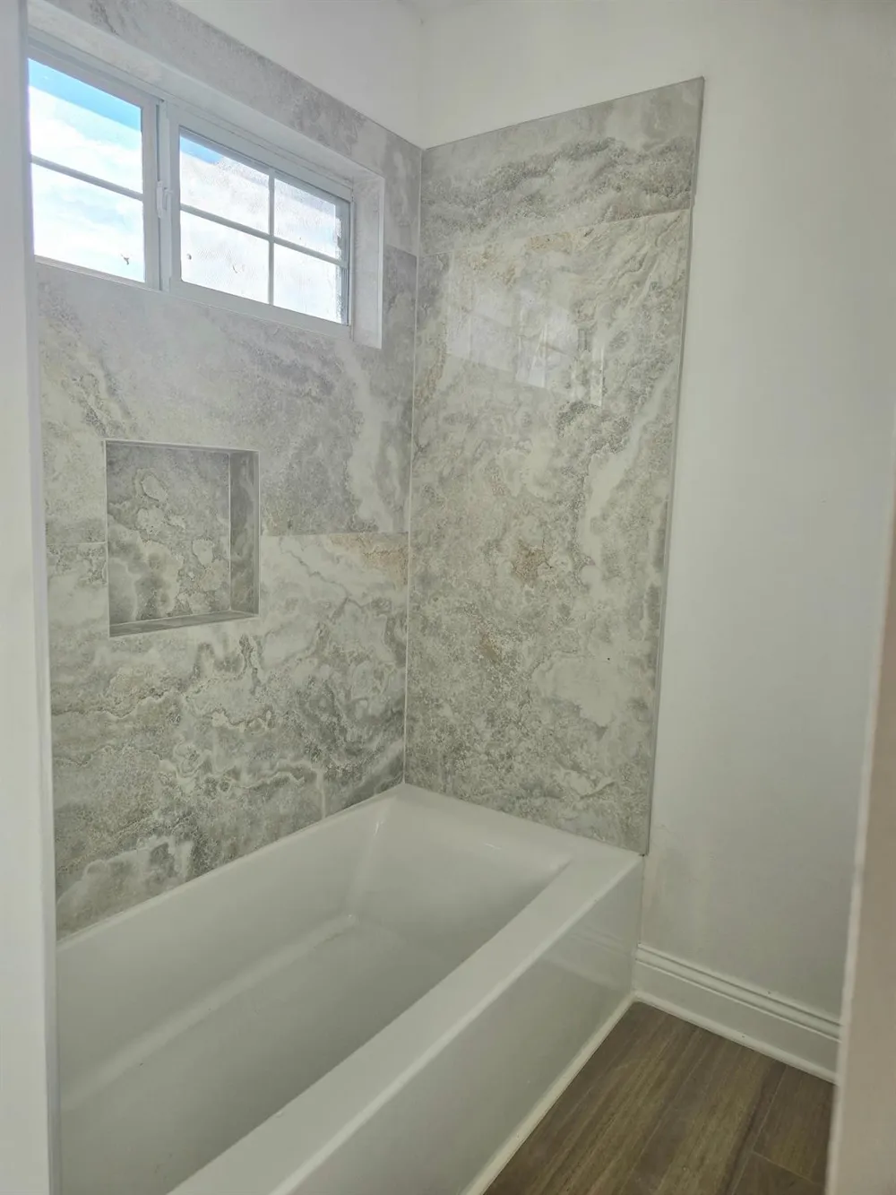 20315 Lakeland Falls Drive Cypress, TX 77433
