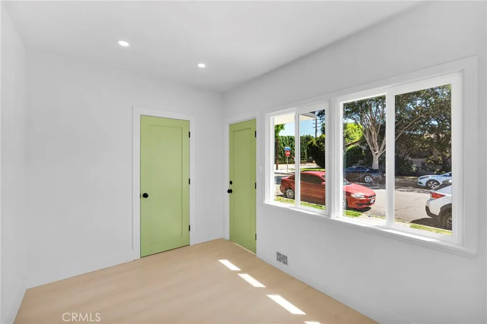 701 Harbor Anaheim, CA 92805