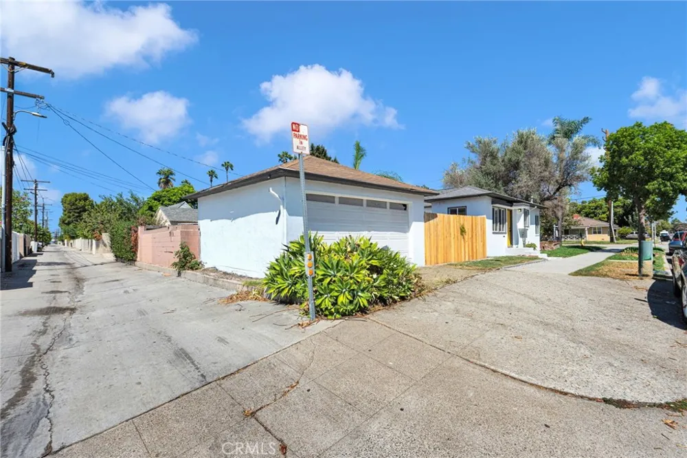 701 Harbor Anaheim, CA 92805