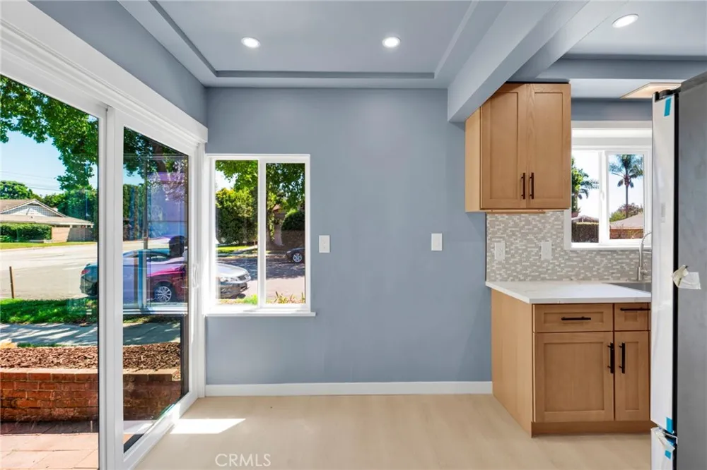 701 Harbor Anaheim, CA 92805