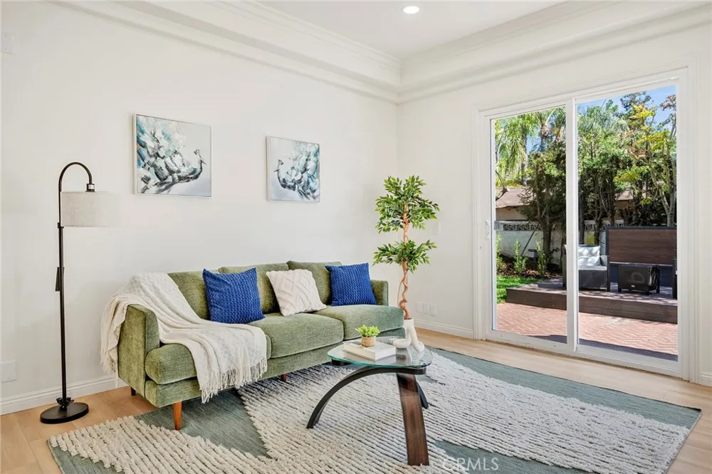 188 W Arthur Avenue Arcadia, CA 91007