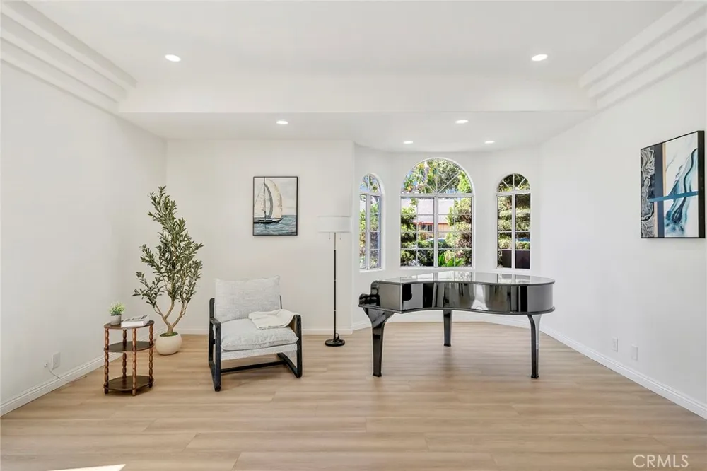 188 W Arthur Avenue Arcadia, CA 91007