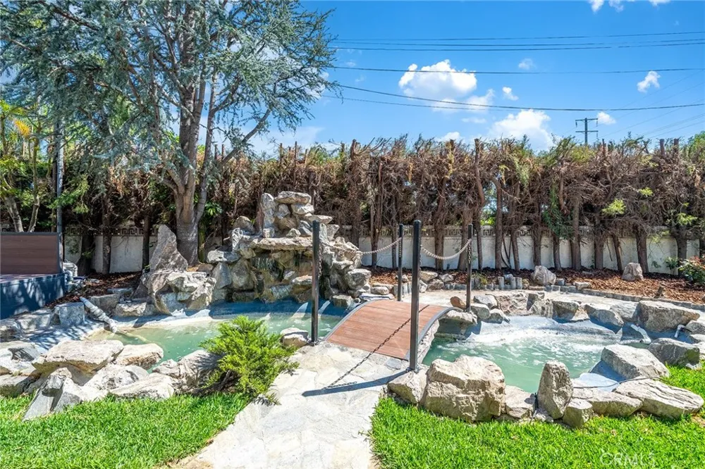 188 W Arthur Avenue Arcadia, CA 91007