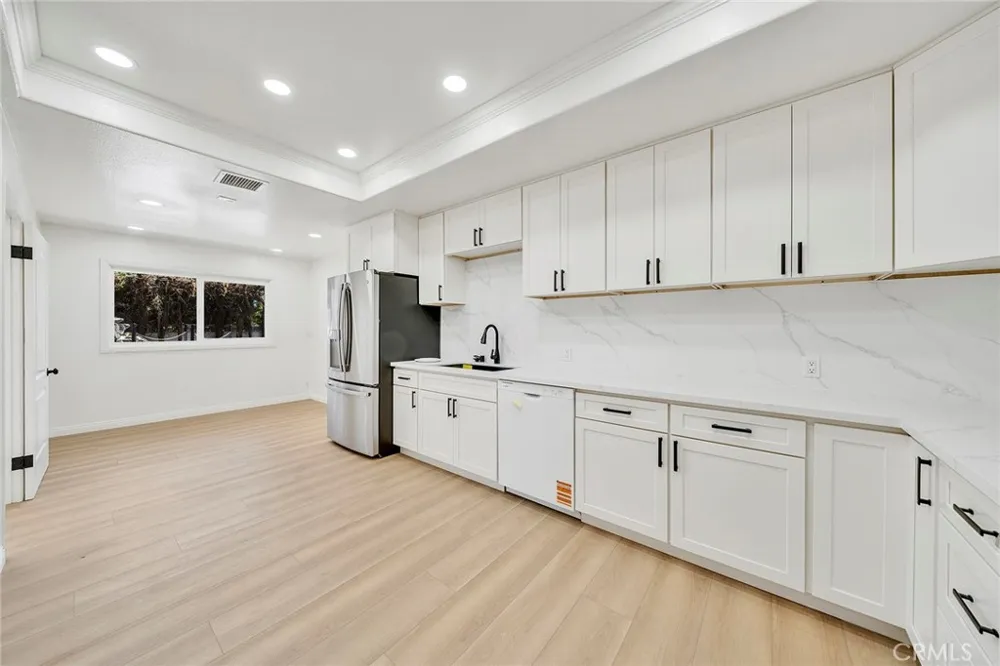 188 W Arthur Avenue Arcadia, CA 91007