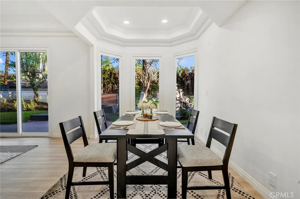 188 W Arthur Avenue Arcadia, CA 91007