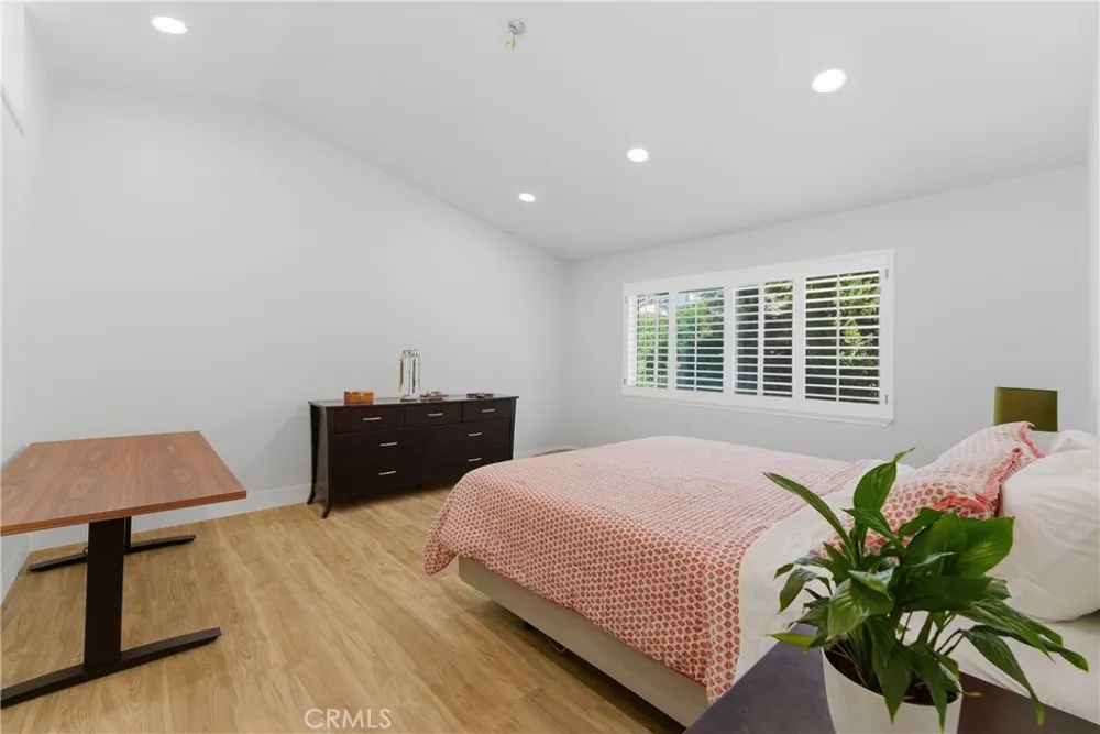 6 Blacksmith Circle Pomona, CA 91766