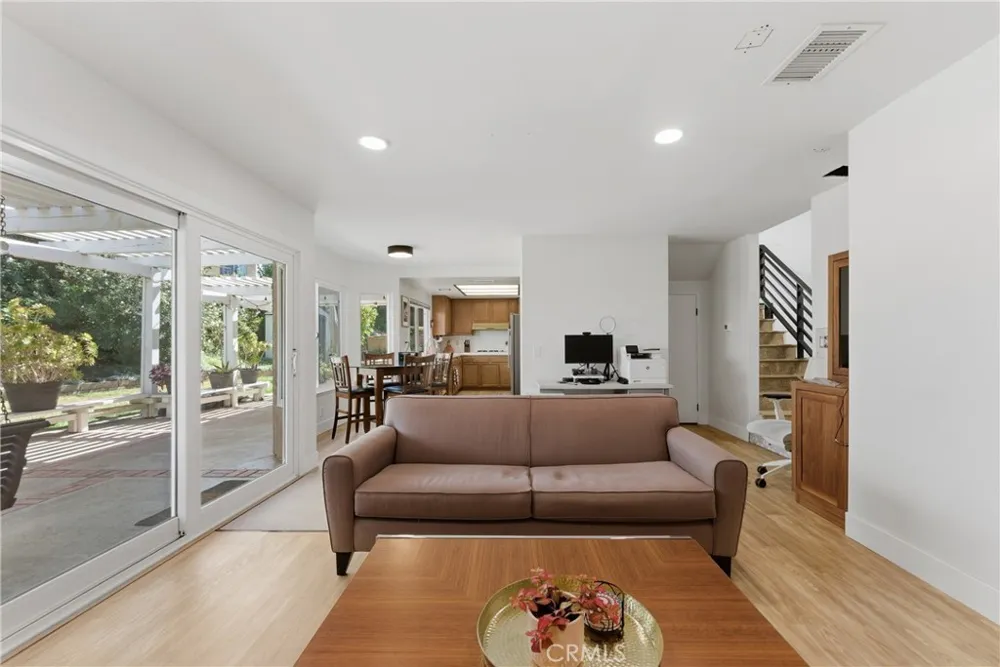 6 Blacksmith Circle Pomona, CA 91766
