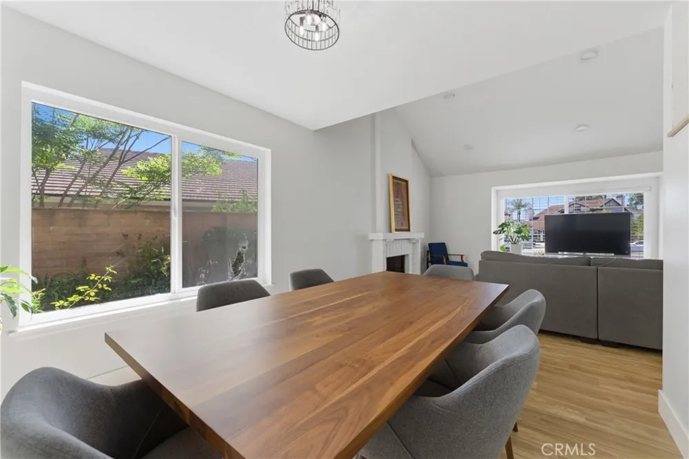 6 Blacksmith Circle Pomona, CA 91766