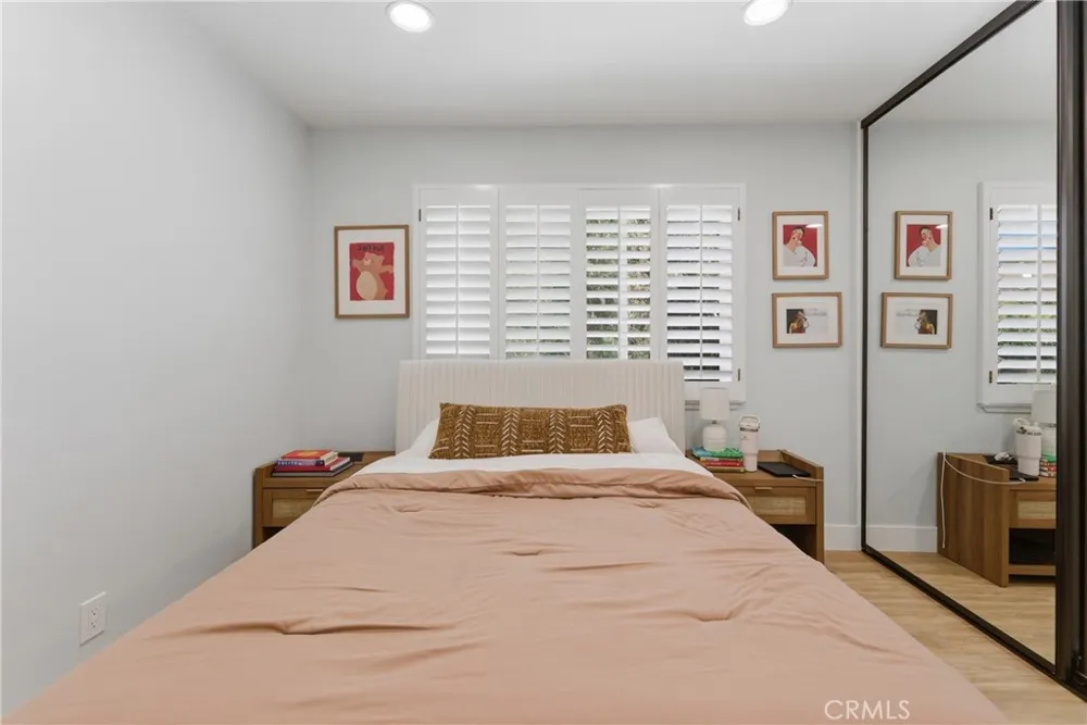 6 Blacksmith Circle Pomona, CA 91766