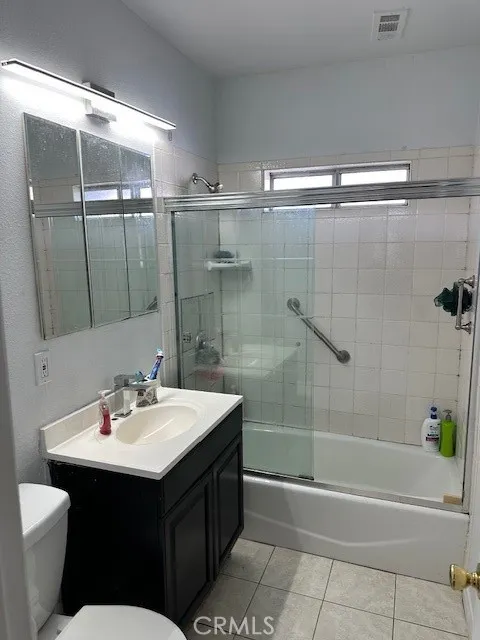 17430 Tadmore La Puente, CA 91744