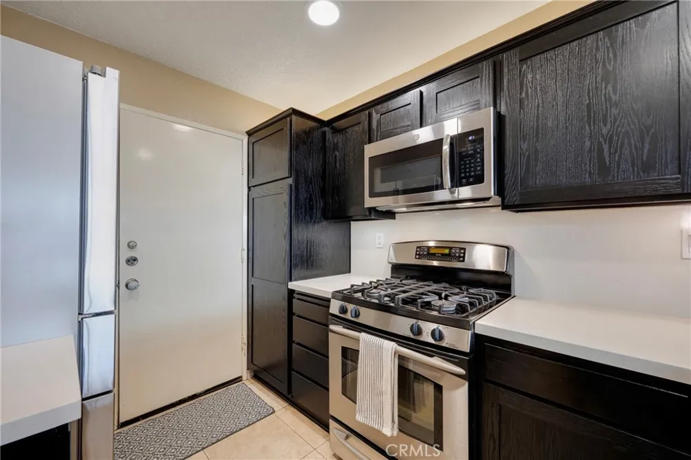 1553 Corte Santana Upland, CA 91786