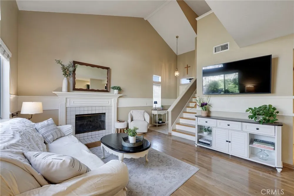 1553 Corte Santana Upland, CA 91786