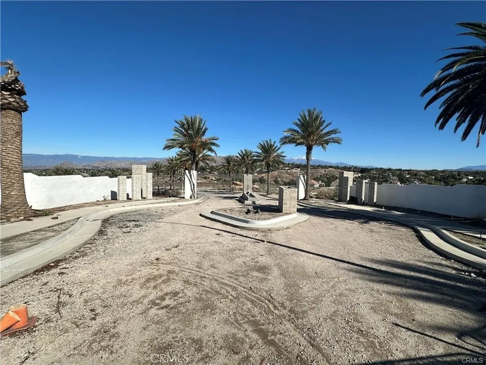 7570 Spencer Court Riverside, CA 92506