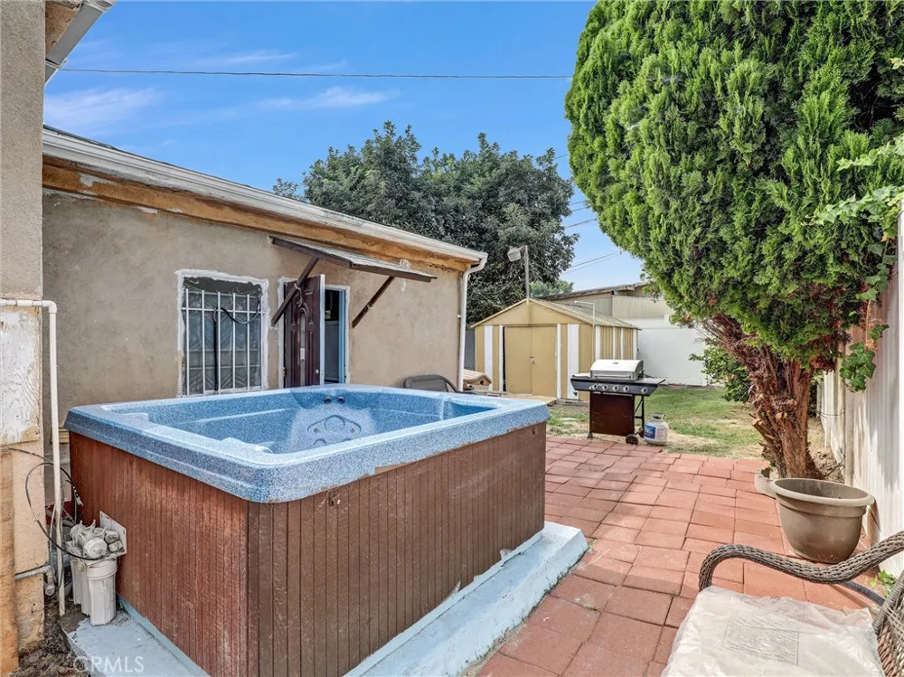 405 S Ward Compton, CA 90221