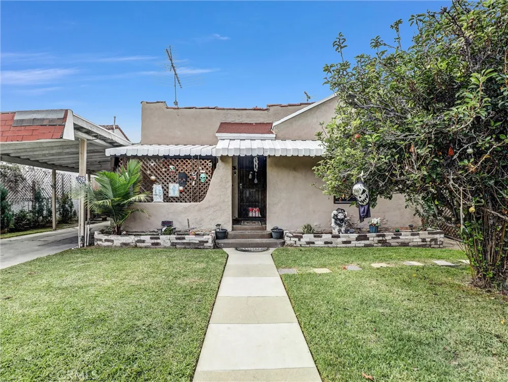 405 S Ward Compton, CA 90221