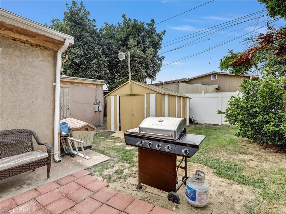 405 S Ward Compton, CA 90221