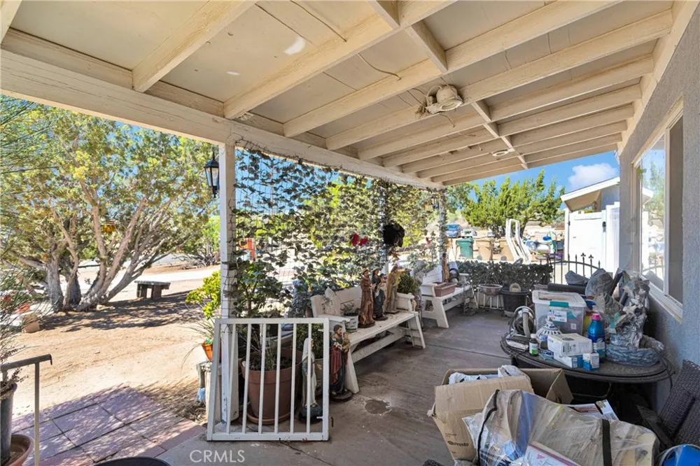 15558 Greenwood St Hesperia, CA 92345