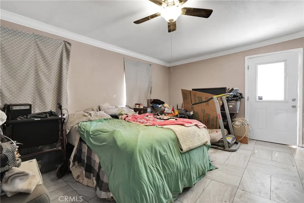 15558 Greenwood St Hesperia, CA 92345