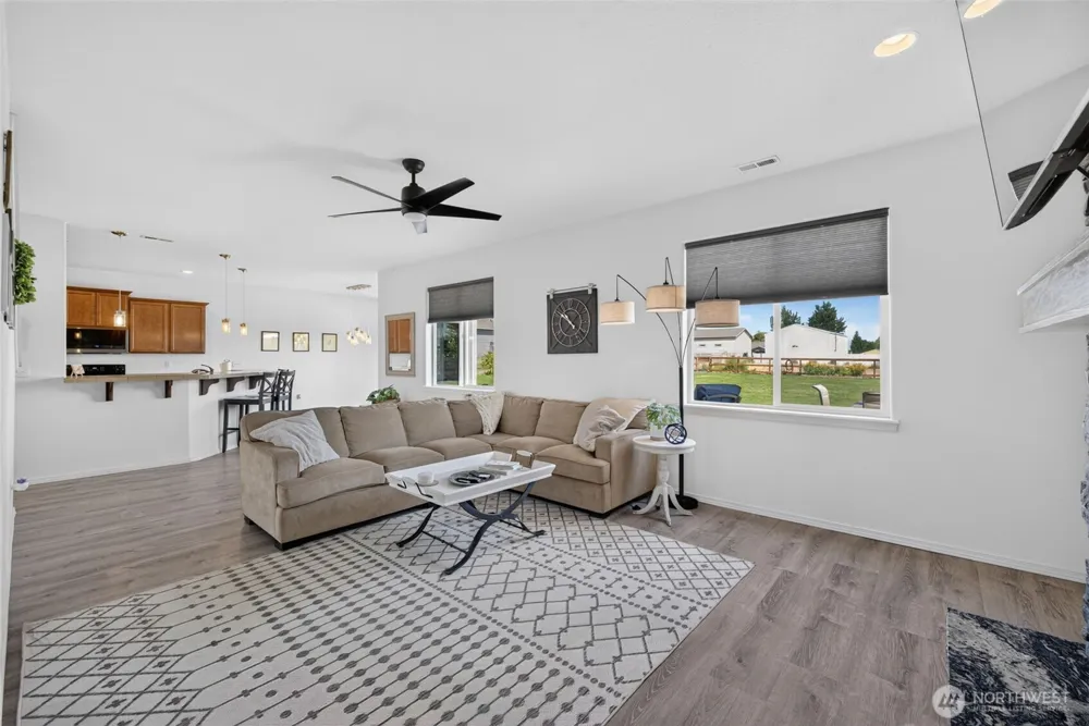 10244 Road 5.8 NE Moses Lake, WA 98837